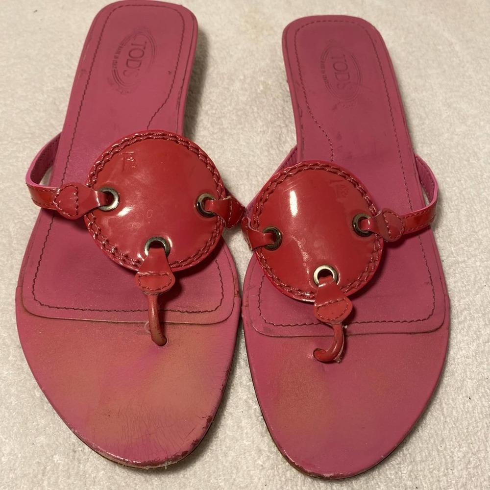 Tod's Size 6.5 Pink Thong Style Sandal with Kitten Heel